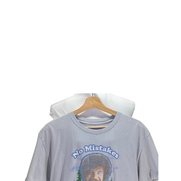 Bob Ross “There Are No Mistakes, Just Happy Accidents” Tee Shirt Gray Size L - Picture 4 of 10